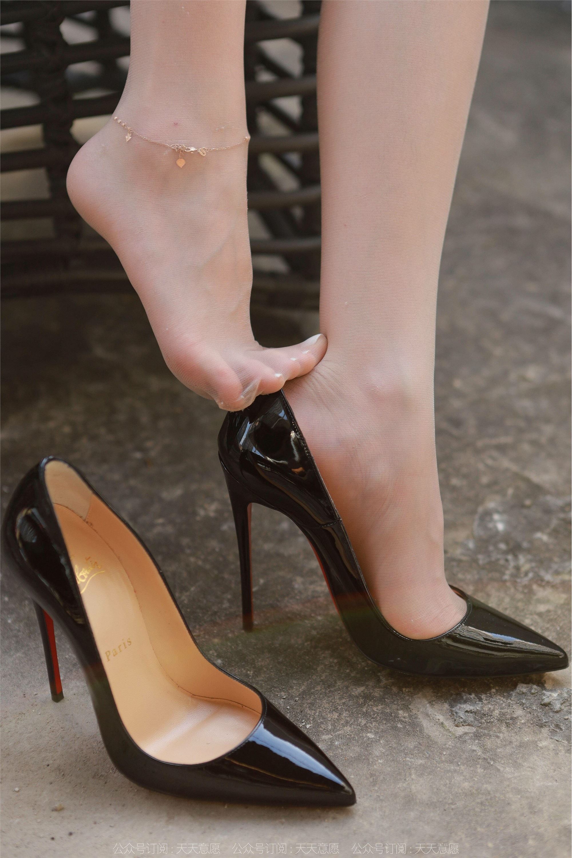 IESS异思趣向  2022.01.20 丝享家991：佳爷特辑《圣诞红裙女神》